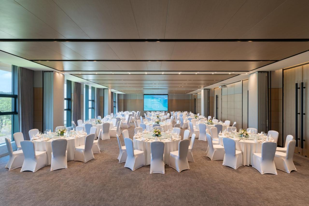 Melia Chongqing Hotel Exterior photo
