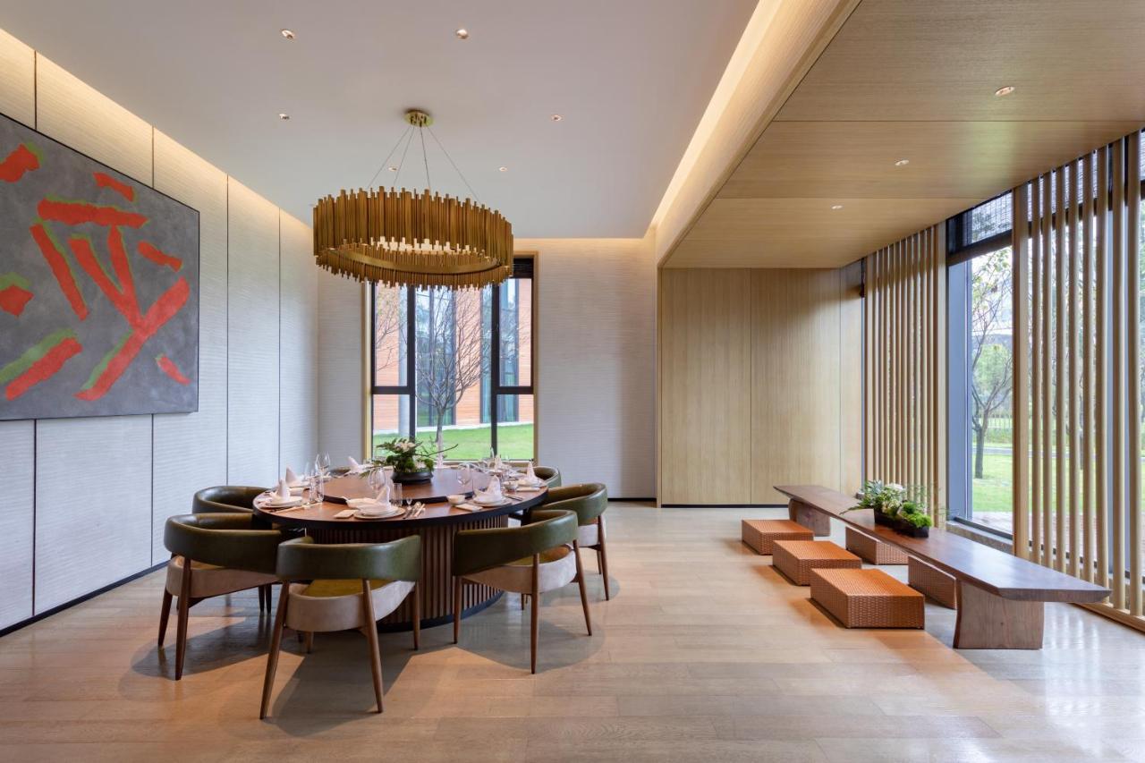 Melia Chongqing Hotel Exterior photo